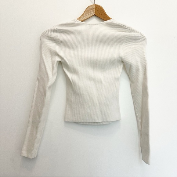 Abercrombie & Fitch Ribbed Knit Cropped Sweater Top White Medium Sweetheart Neck - Picture 2 of 7